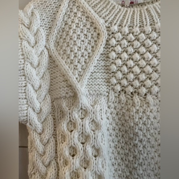 Vintage Eye-poppers Ivory Sweater Size Large cable knit Beautiful! EUC - Picture 3 of 5